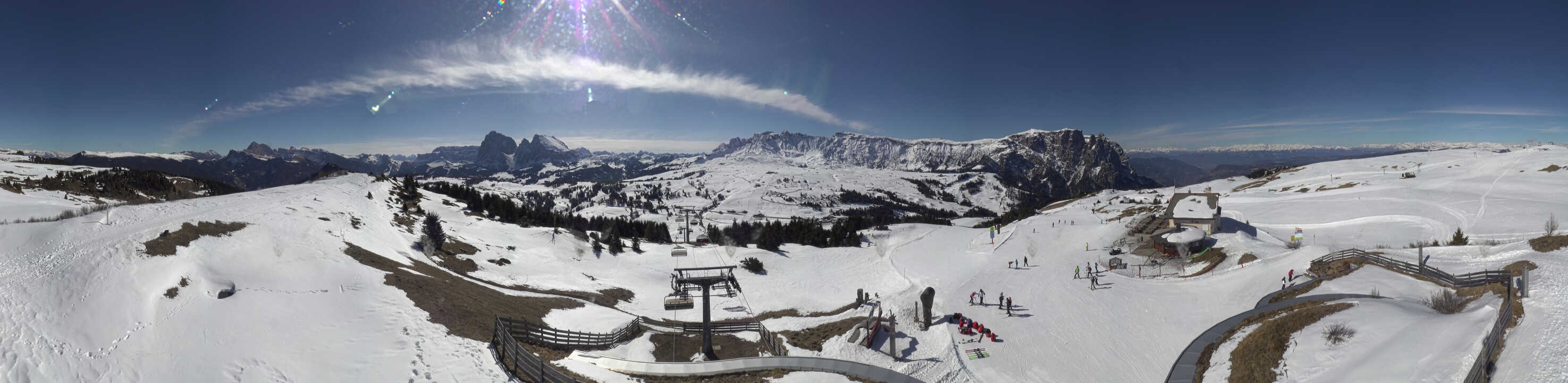 Archived image Webcam Alpe di Siusi: View from the Puflatsch Mountain Station
