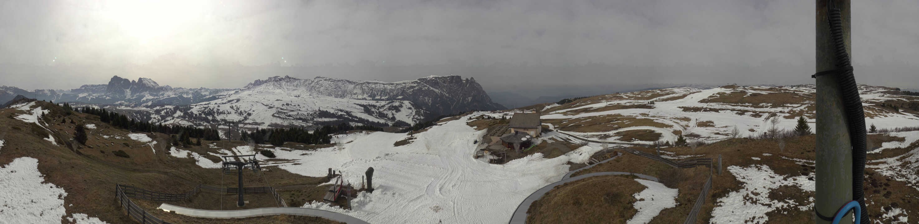 Archived image Webcam Alpe di Siusi: View from the Puflatsch Mountain Station