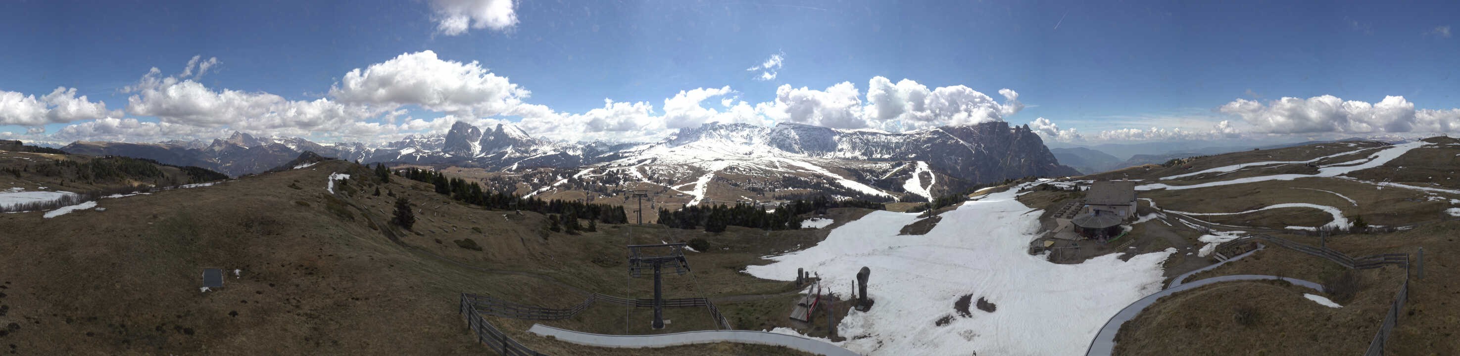 Archiv Foto Webcam Panorama der Seiser Alm von der Puflatsch Bergstation