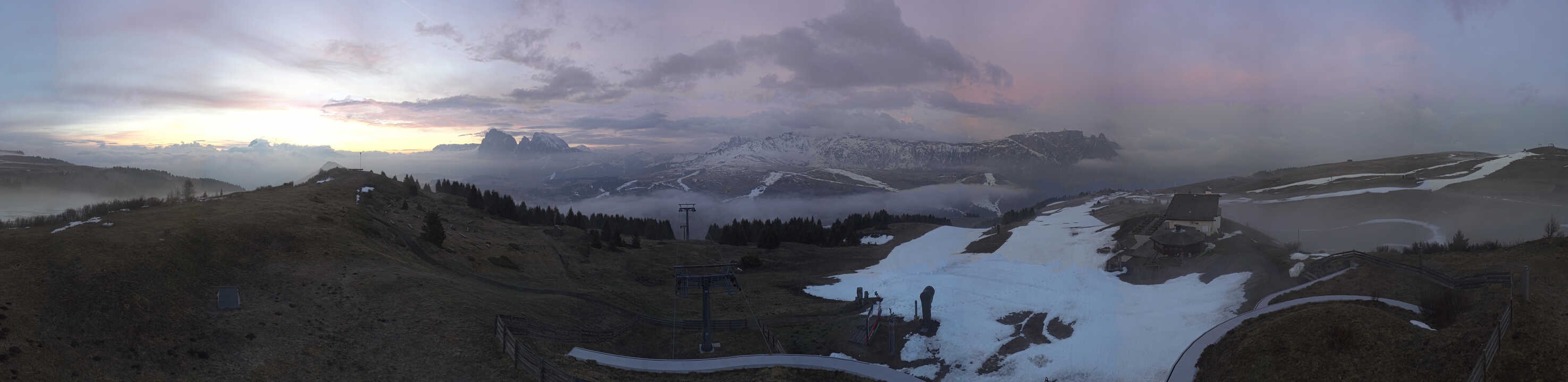 Archiv Foto Webcam Panorama der Seiser Alm von der Puflatsch Bergstation