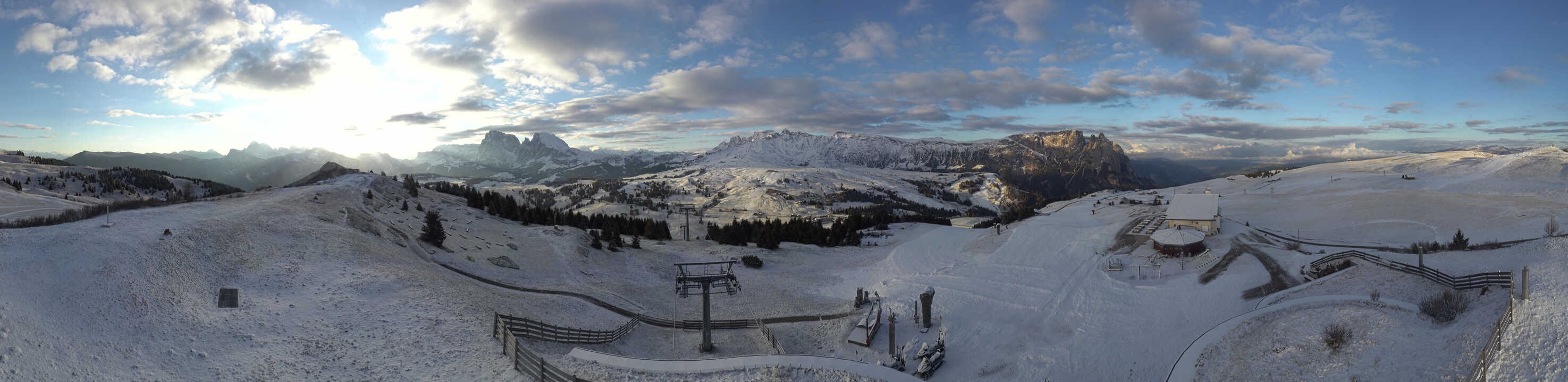Archiv Foto Webcam Panorama der Seiser Alm von der Puflatsch Bergstation