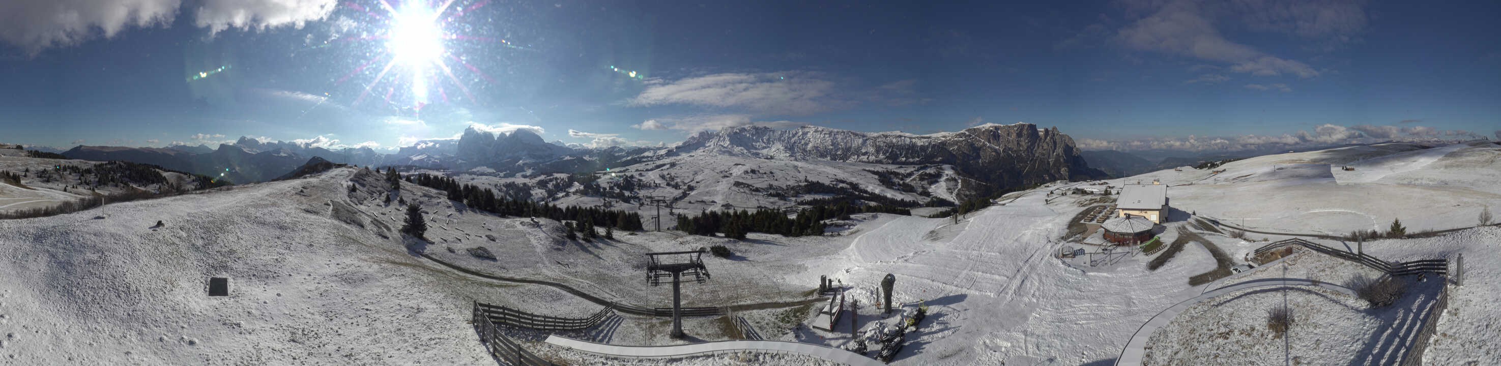 Archived image Webcam Alpe di Siusi: View from the Puflatsch Mountain Station