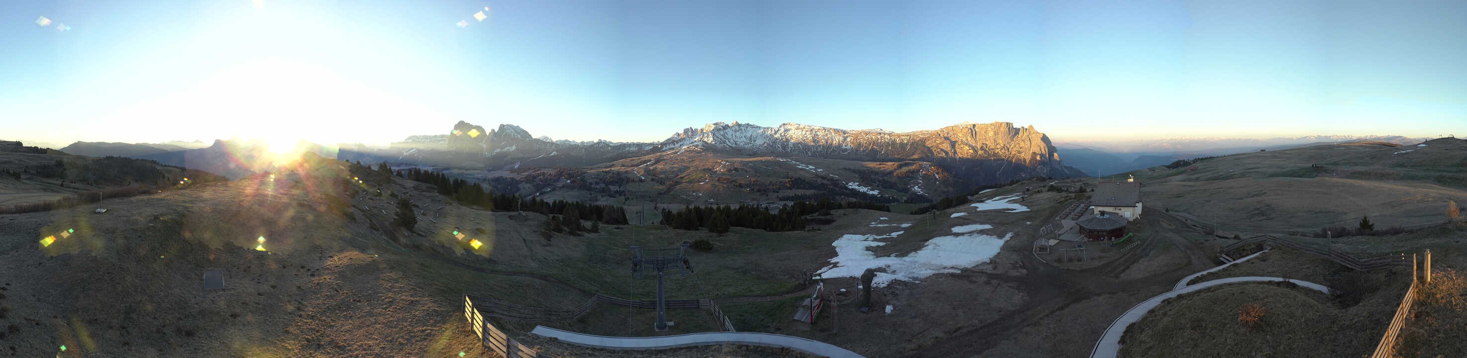 Archiv Foto Webcam Panorama der Seiser Alm von der Puflatsch Bergstation