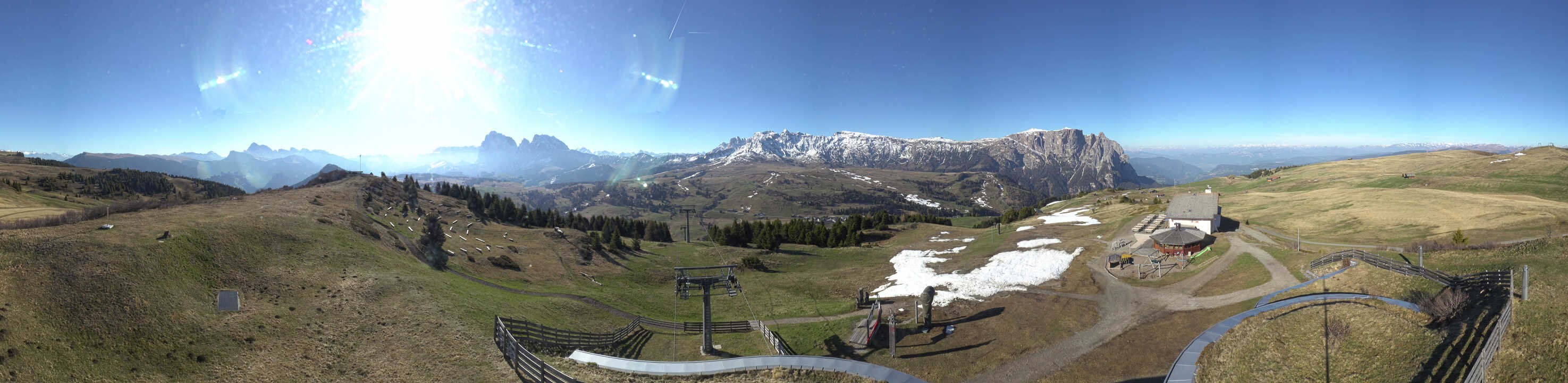 Archiv Foto Webcam Panorama der Seiser Alm von der Puflatsch Bergstation