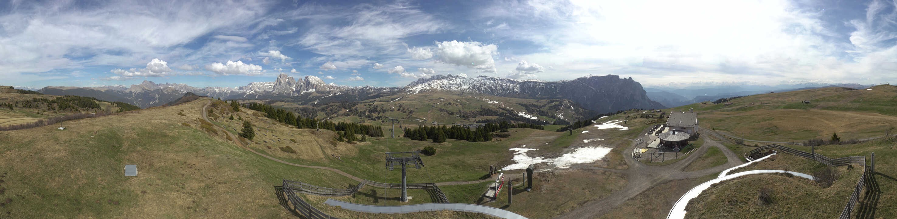 Archiv Foto Webcam Panorama der Seiser Alm von der Puflatsch Bergstation