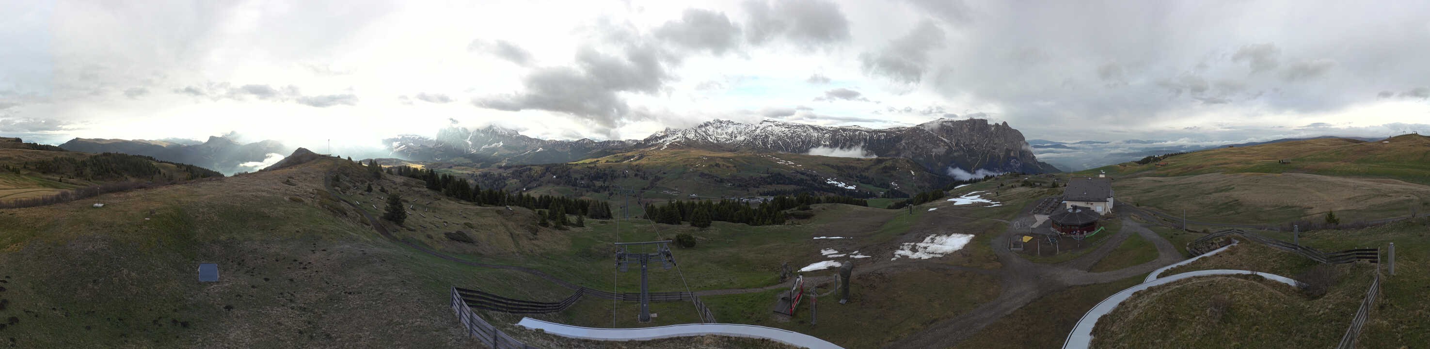 Archiv Foto Webcam Panorama der Seiser Alm von der Puflatsch Bergstation
