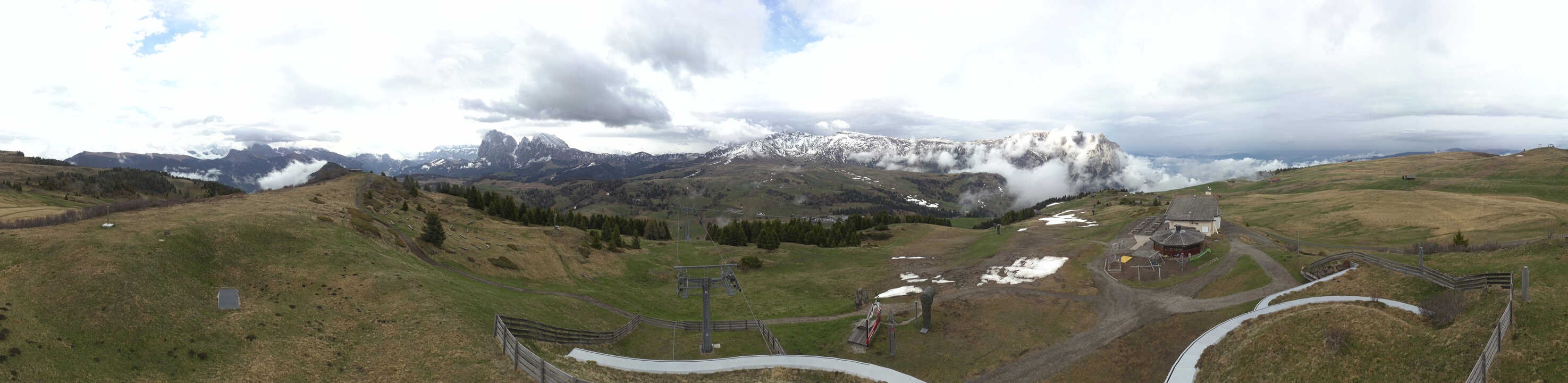 Archiv Foto Webcam Panorama der Seiser Alm von der Puflatsch Bergstation
