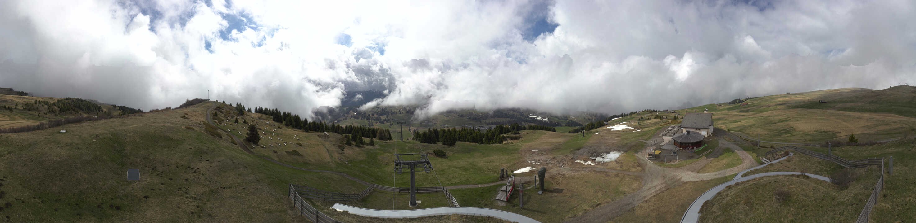 Archiv Foto Webcam Panorama der Seiser Alm von der Puflatsch Bergstation
