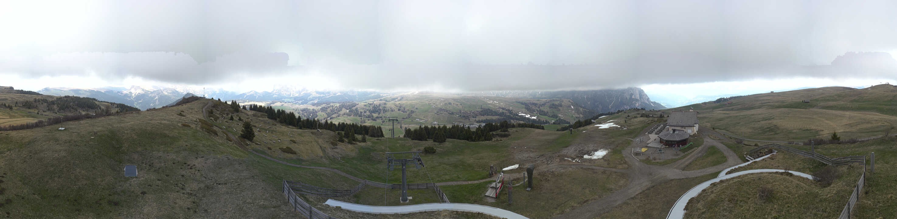Archiv Foto Webcam Panorama der Seiser Alm von der Puflatsch Bergstation