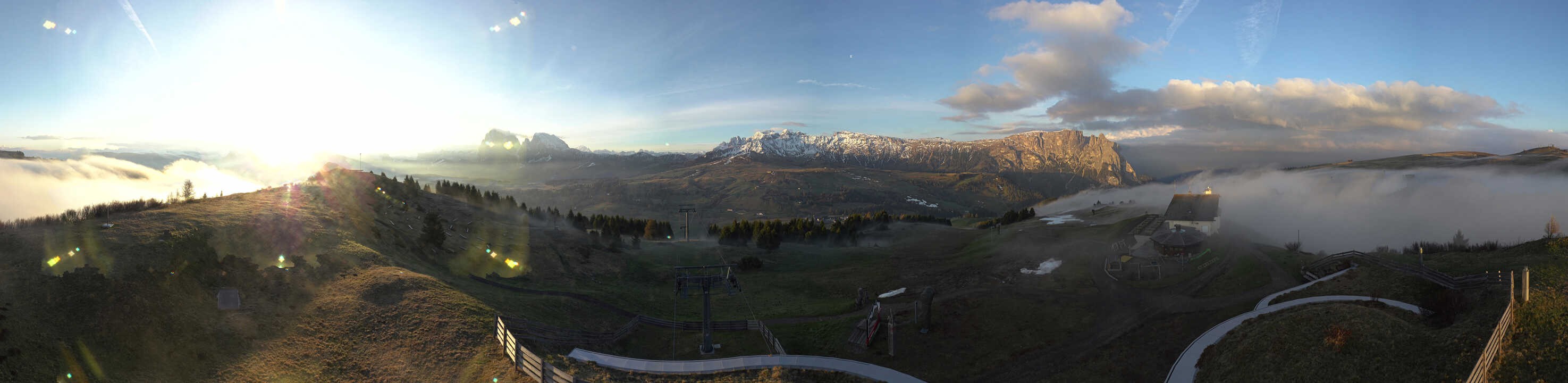 Archiv Foto Webcam Panorama der Seiser Alm von der Puflatsch Bergstation
