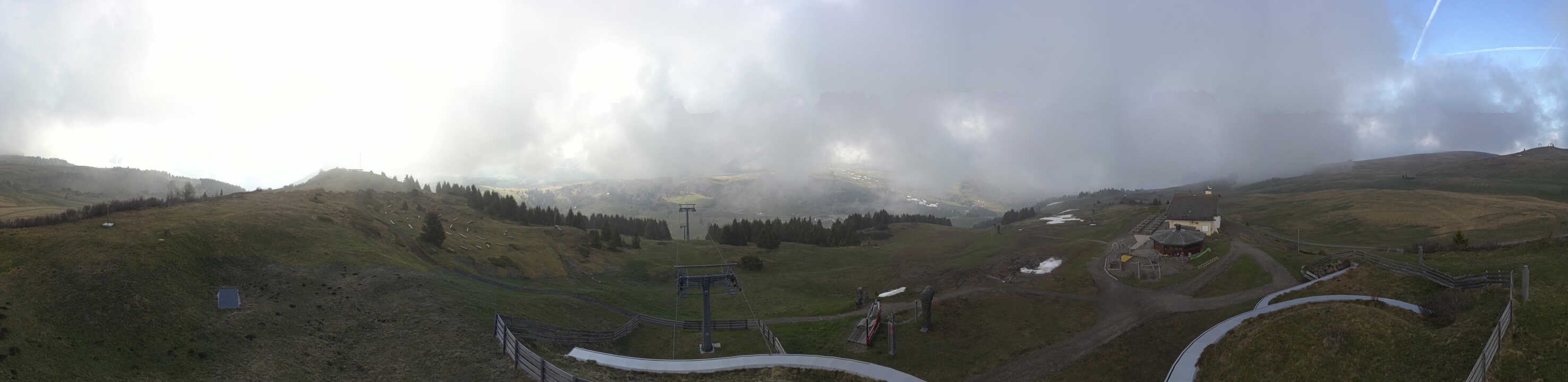 Archiv Foto Webcam Panorama der Seiser Alm von der Puflatsch Bergstation