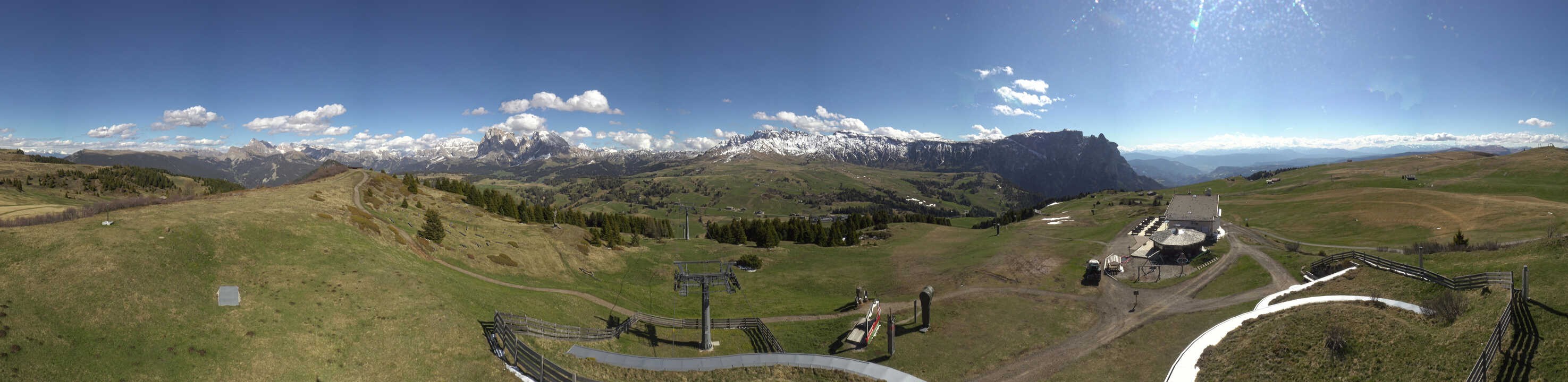Archiv Foto Webcam Panorama der Seiser Alm von der Puflatsch Bergstation