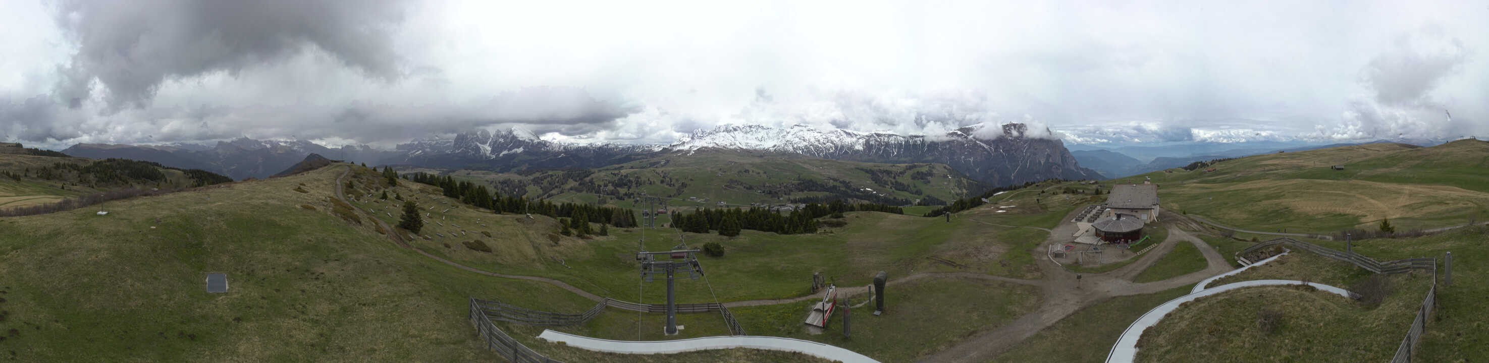 Archiv Foto Webcam Panorama der Seiser Alm von der Puflatsch Bergstation