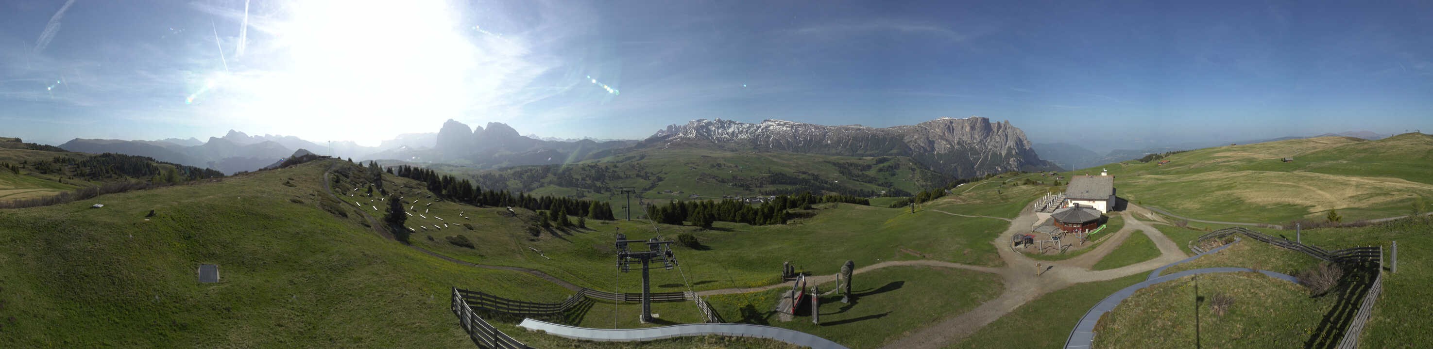 Archiv Foto Webcam Panorama der Seiser Alm von der Puflatsch Bergstation