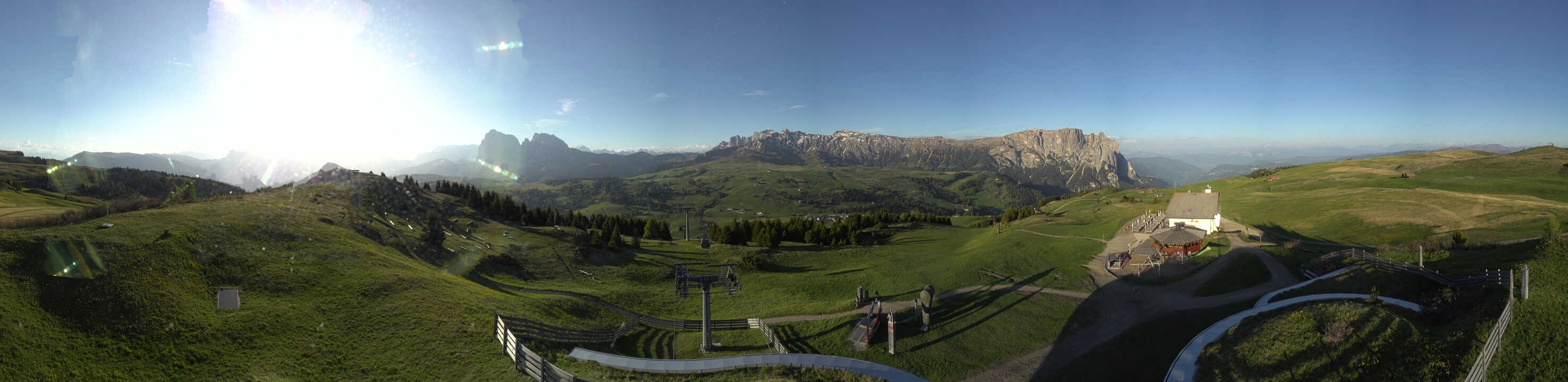 Archiv Foto Webcam Panorama der Seiser Alm von der Puflatsch Bergstation