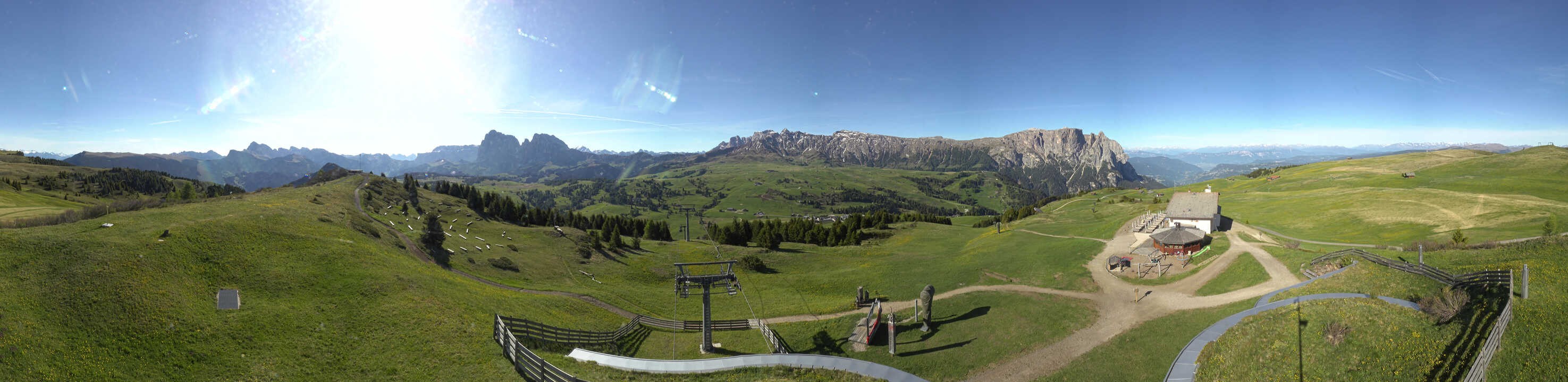 Archiv Foto Webcam Panorama der Seiser Alm von der Puflatsch Bergstation