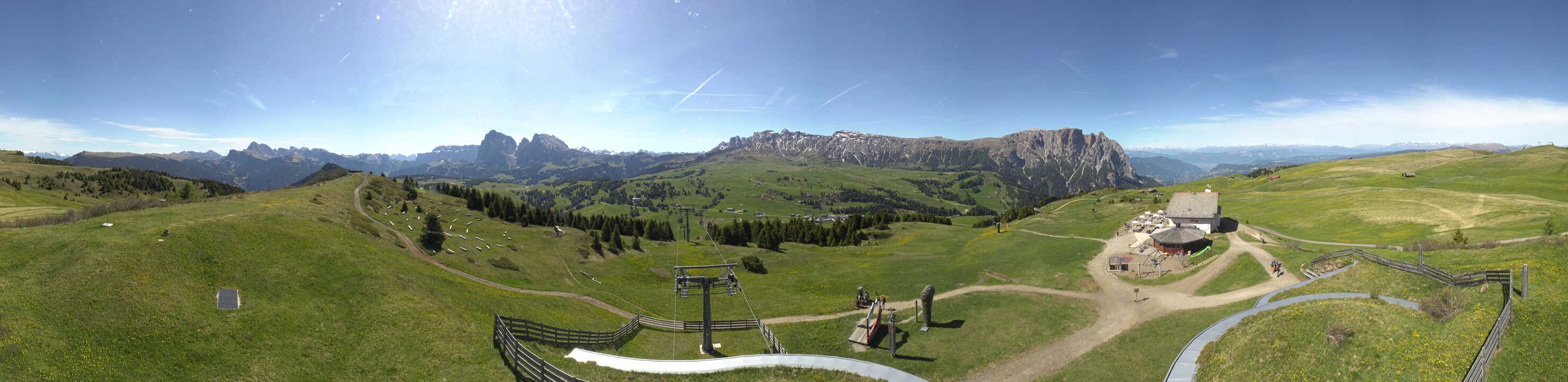 Archiv Foto Webcam Panorama der Seiser Alm von der Puflatsch Bergstation