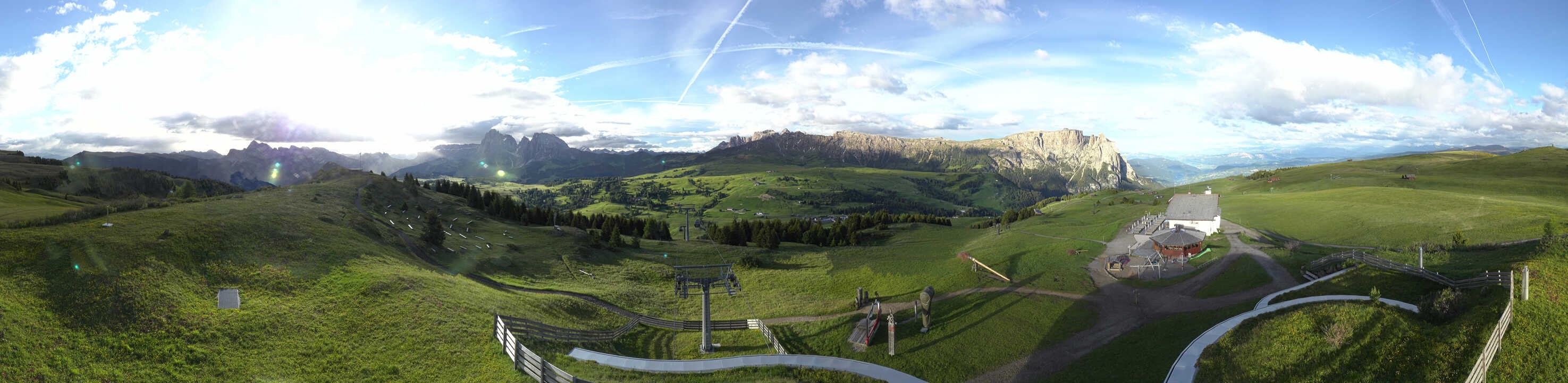 Archiv Foto Webcam Panorama der Seiser Alm von der Puflatsch Bergstation
