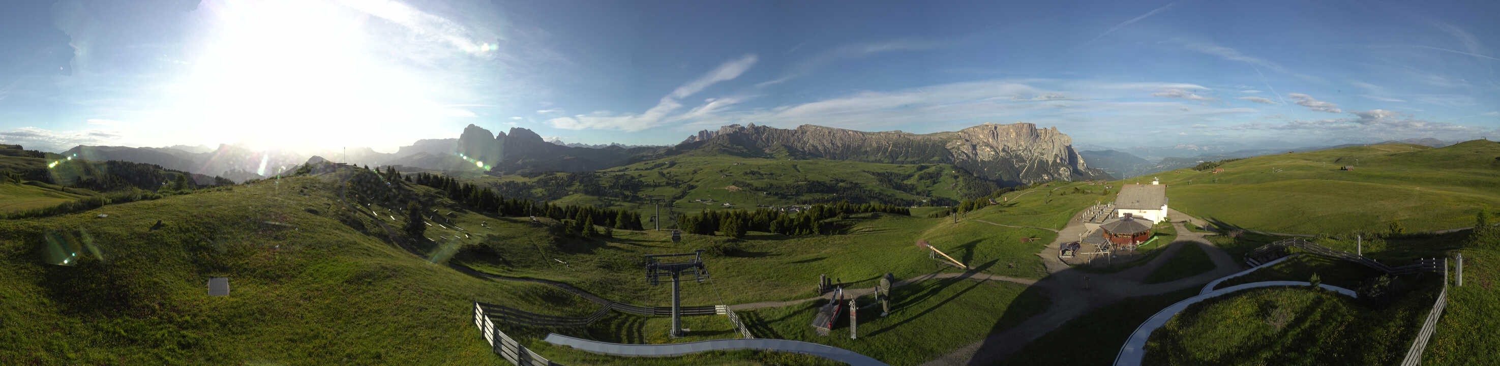 Archiv Foto Webcam Panorama der Seiser Alm von der Puflatsch Bergstation