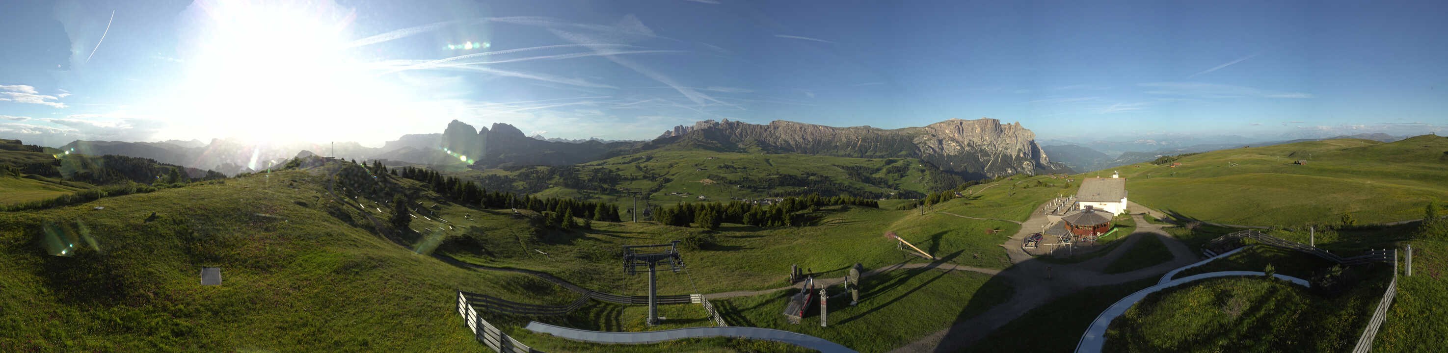 Archiv Foto Webcam Panorama der Seiser Alm von der Puflatsch Bergstation