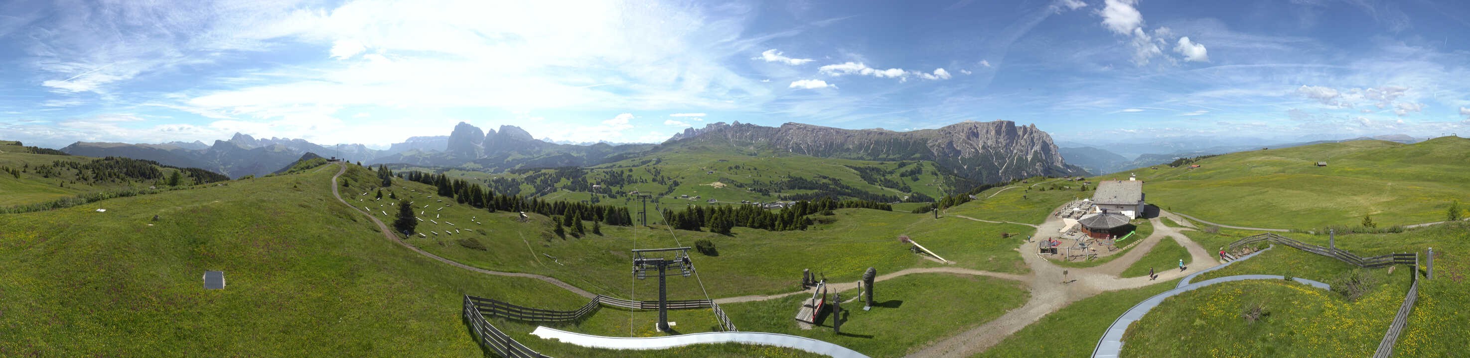 Archiv Foto Webcam Panorama der Seiser Alm von der Puflatsch Bergstation
