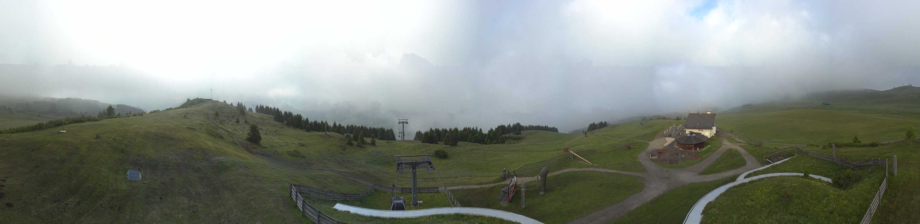 Archiv Foto Webcam Panorama der Seiser Alm von der Puflatsch Bergstation