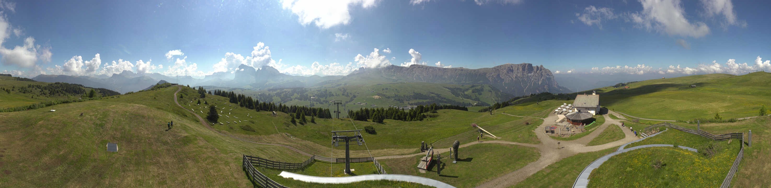 Archiv Foto Webcam Panorama der Seiser Alm von der Puflatsch Bergstation