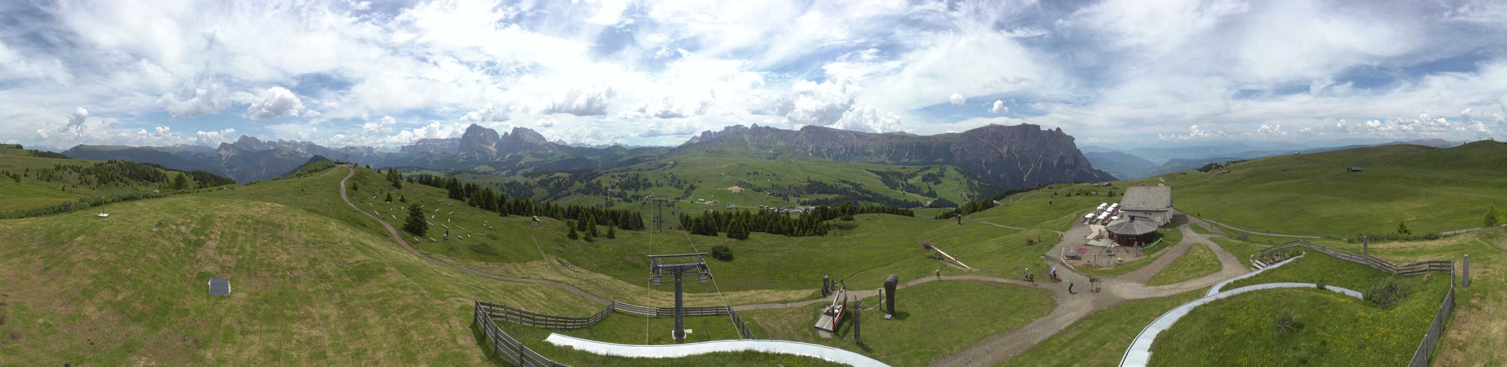 Archiv Foto Webcam Panorama der Seiser Alm von der Puflatsch Bergstation