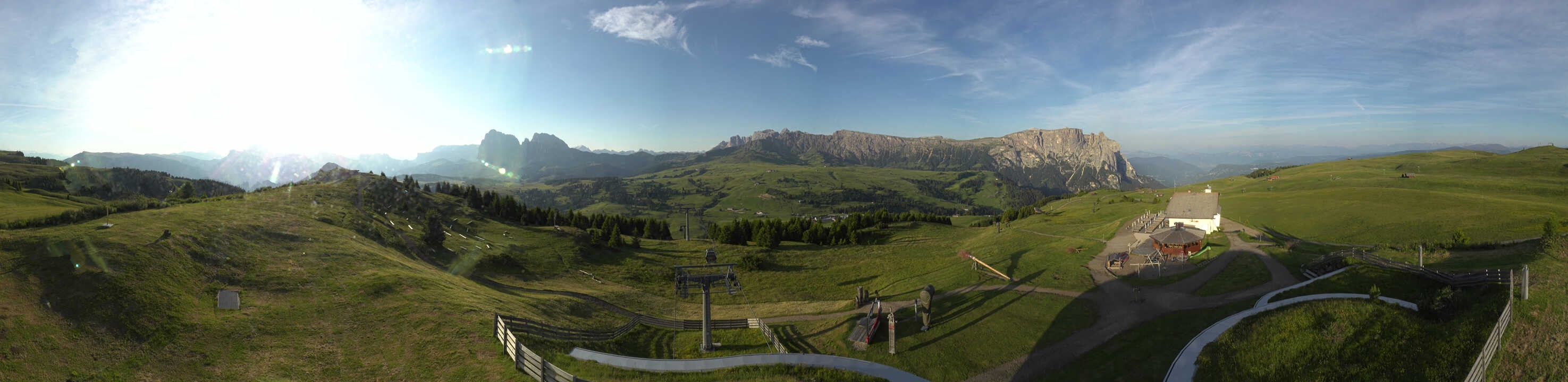 Archiv Foto Webcam Panorama der Seiser Alm von der Puflatsch Bergstation