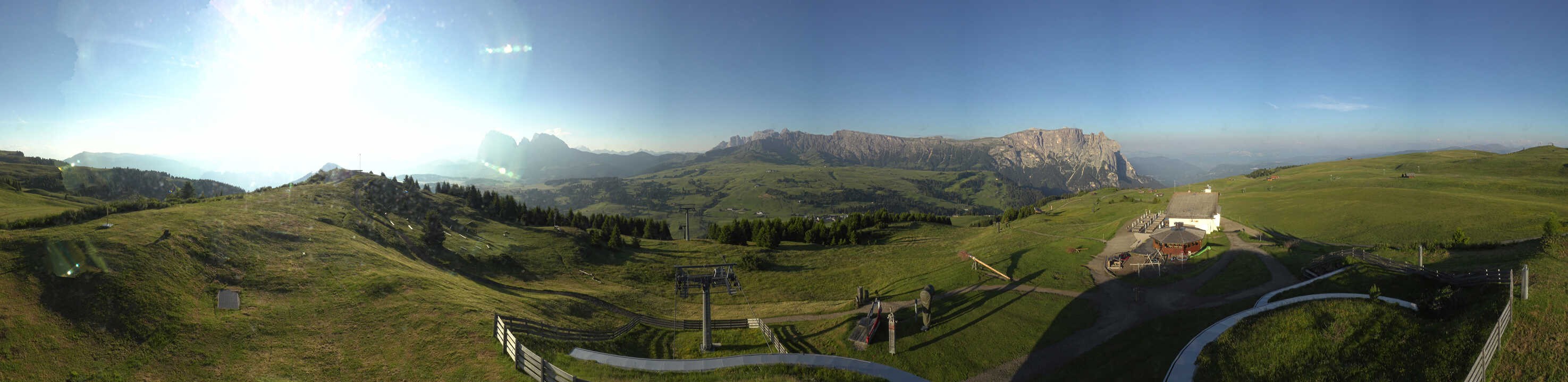 Archiv Foto Webcam Panorama der Seiser Alm von der Puflatsch Bergstation