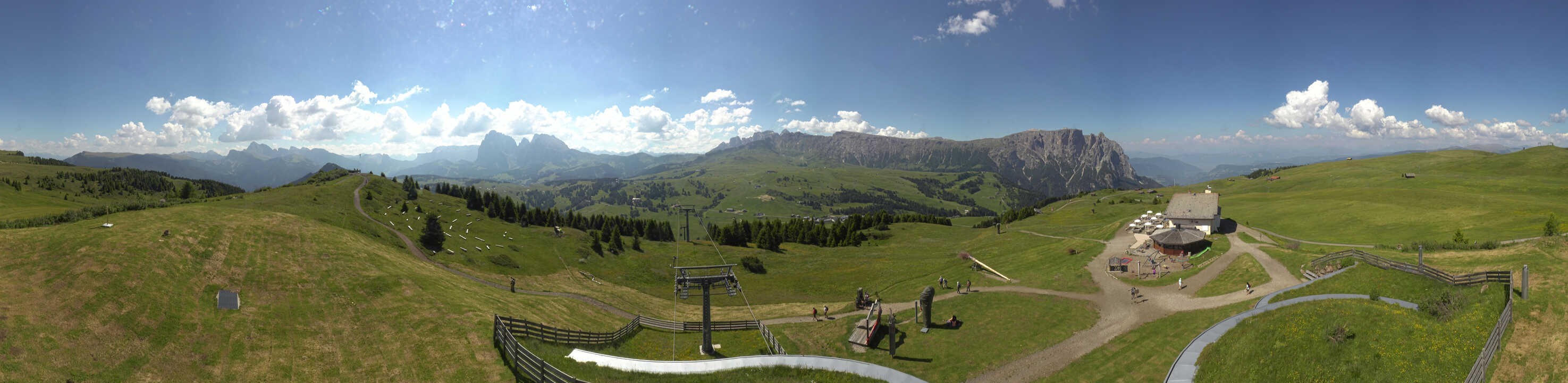 Archiv Foto Webcam Panorama der Seiser Alm von der Puflatsch Bergstation
