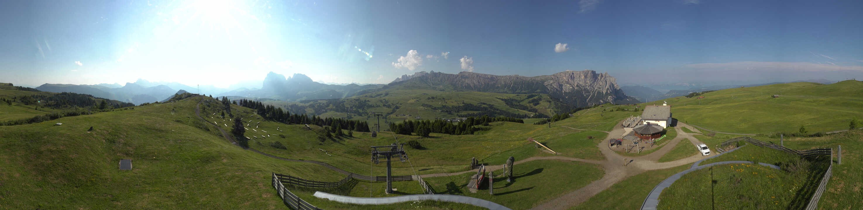 Archiv Foto Webcam Panorama der Seiser Alm von der Puflatsch Bergstation