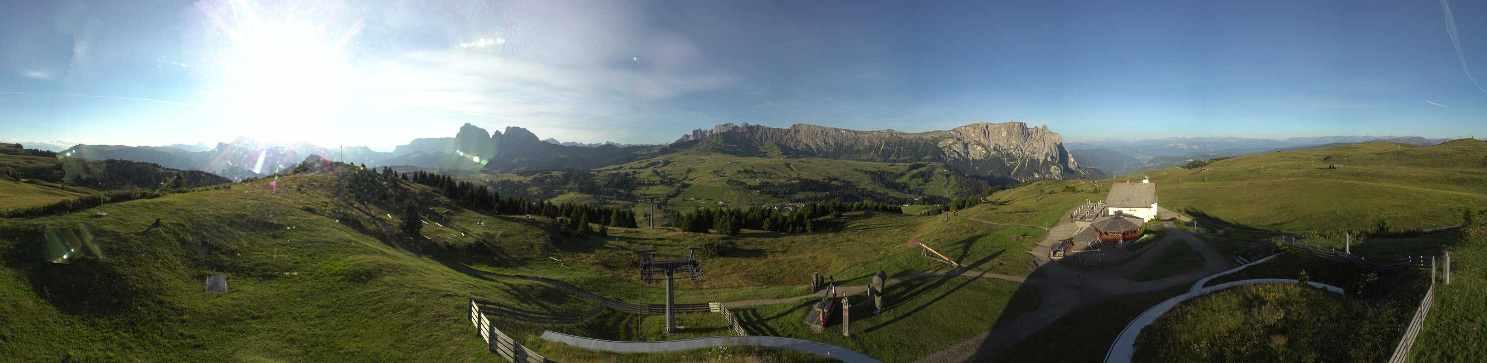 Archiv Foto Webcam Panorama der Seiser Alm von der Puflatsch Bergstation