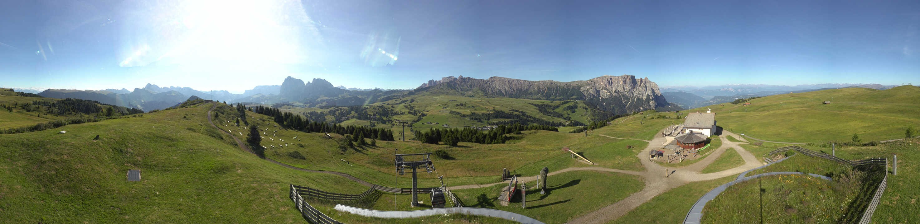 Archiv Foto Webcam Panorama der Seiser Alm von der Puflatsch Bergstation