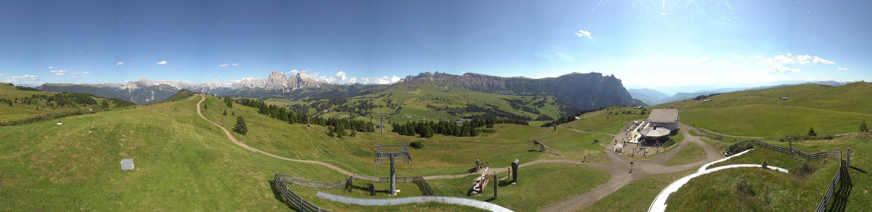 Archiv Foto Webcam Panorama der Seiser Alm von der Puflatsch Bergstation