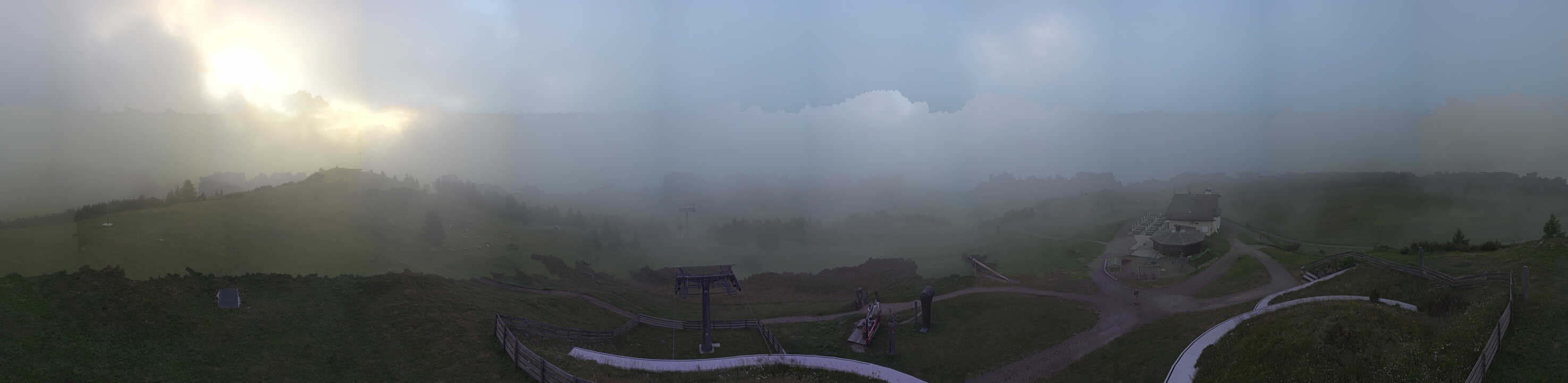 Archiv Foto Webcam Panorama der Seiser Alm von der Puflatsch Bergstation