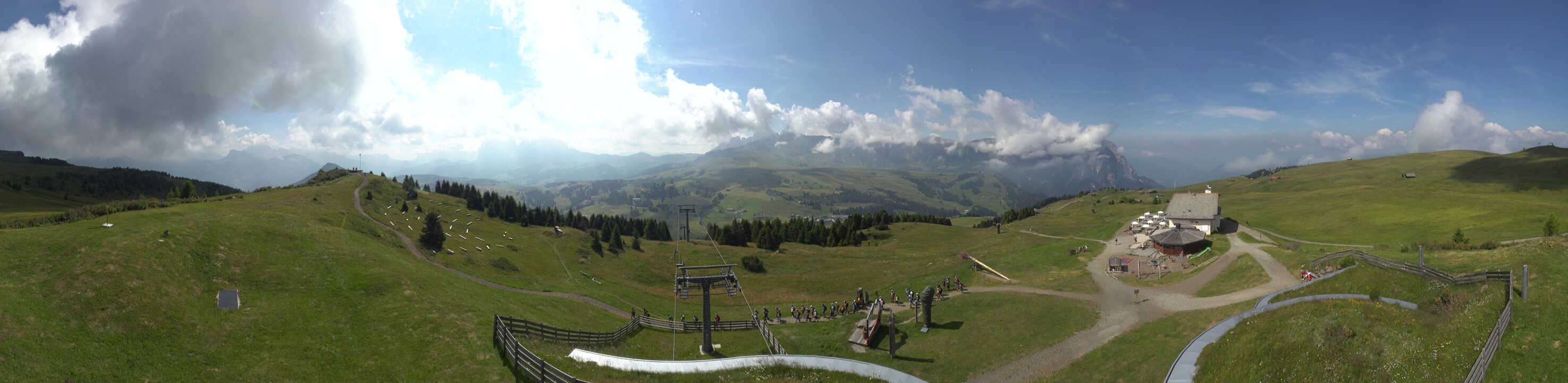 Archiv Foto Webcam Panorama der Seiser Alm von der Puflatsch Bergstation