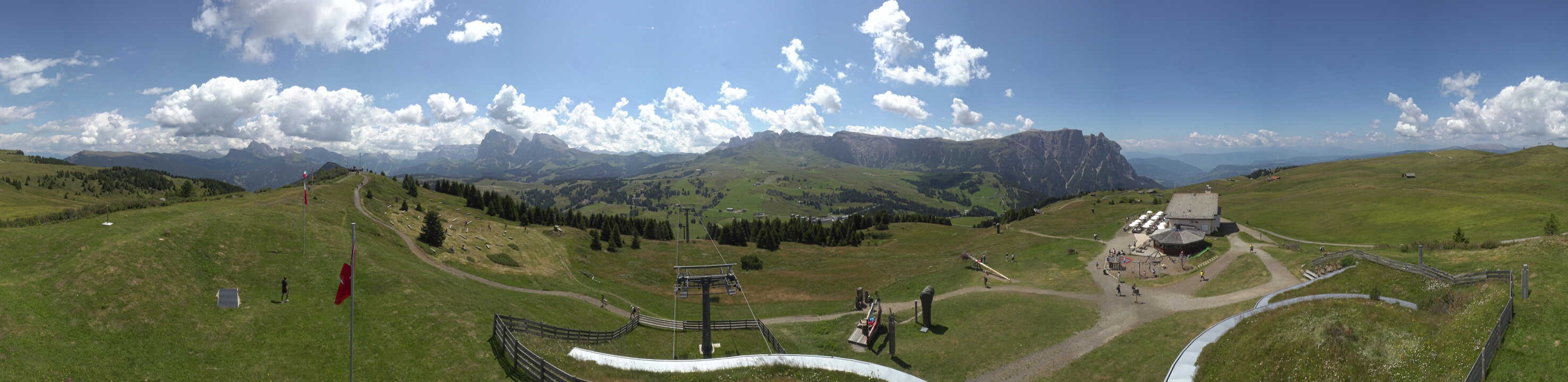 Archiv Foto Webcam Panorama der Seiser Alm von der Puflatsch Bergstation