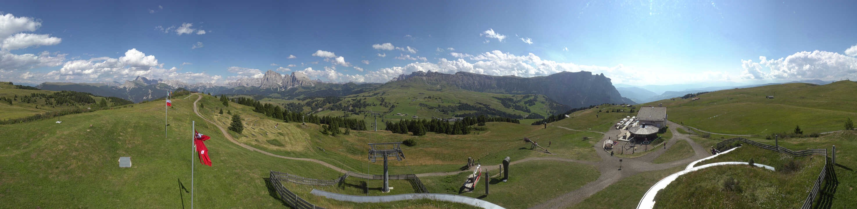 Archiv Foto Webcam Panorama der Seiser Alm von der Puflatsch Bergstation