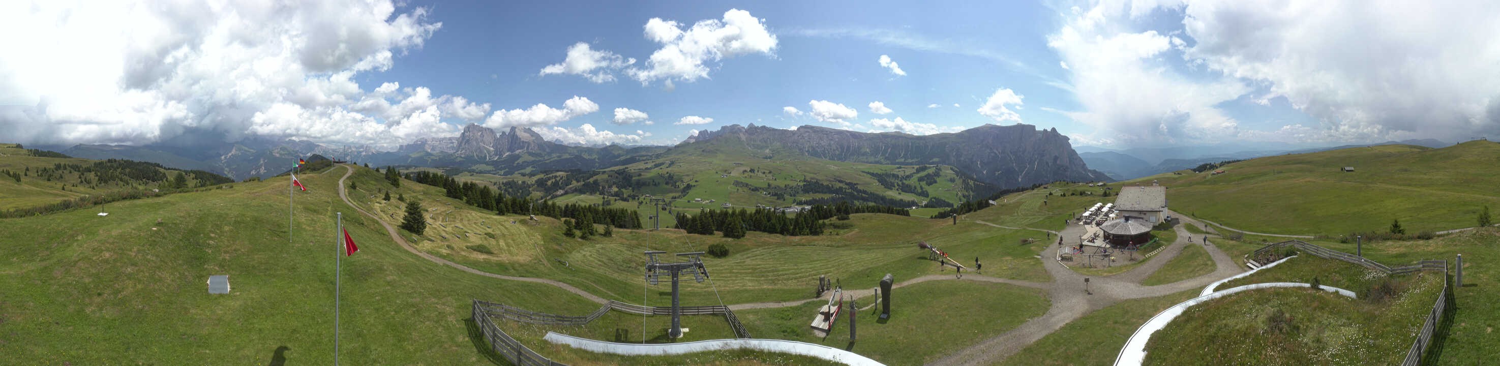 Archiv Foto Webcam Panorama der Seiser Alm von der Puflatsch Bergstation