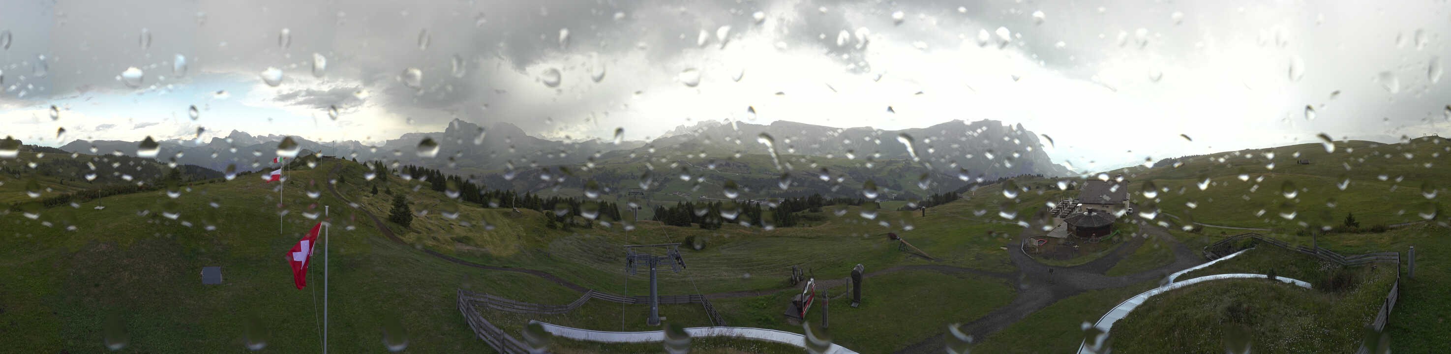 Archiv Foto Webcam Panorama der Seiser Alm von der Puflatsch Bergstation