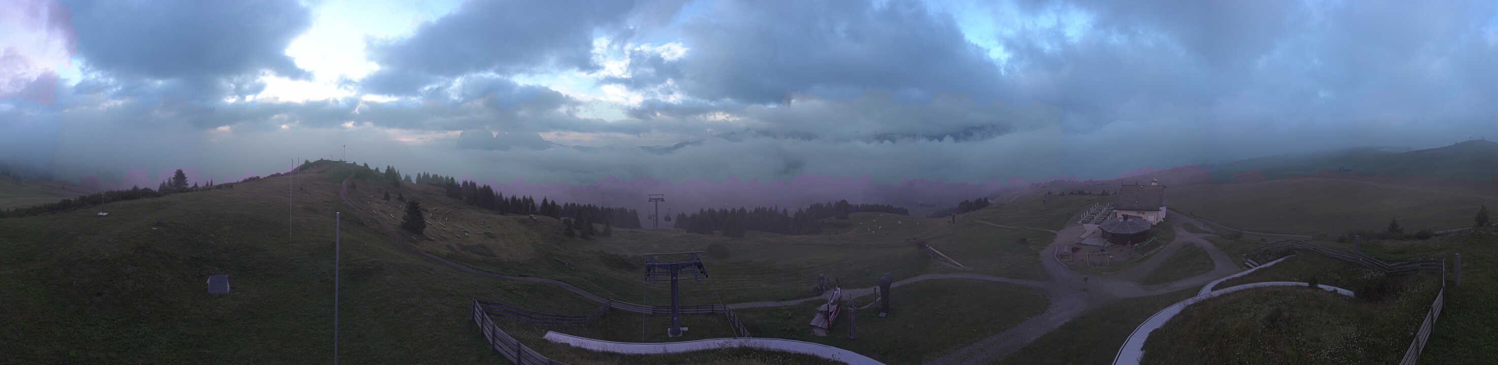 Archiv Foto Webcam Panorama der Seiser Alm von der Puflatsch Bergstation