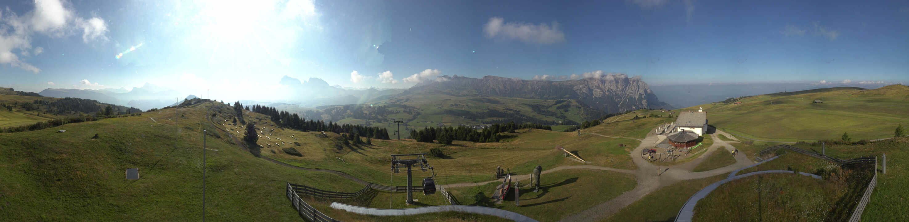 Archiv Foto Webcam Panorama der Seiser Alm von der Puflatsch Bergstation