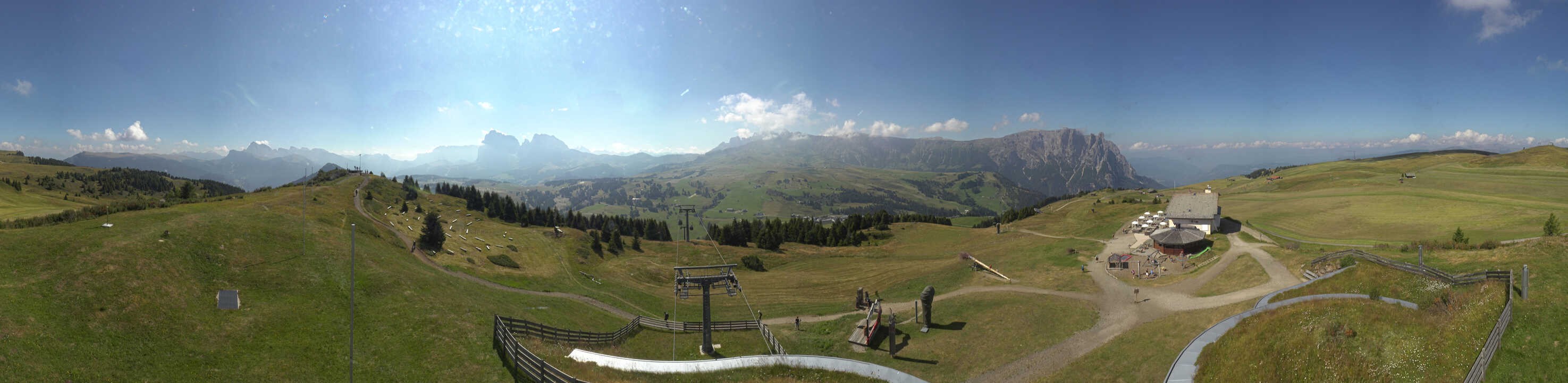 Archiv Foto Webcam Panorama der Seiser Alm von der Puflatsch Bergstation