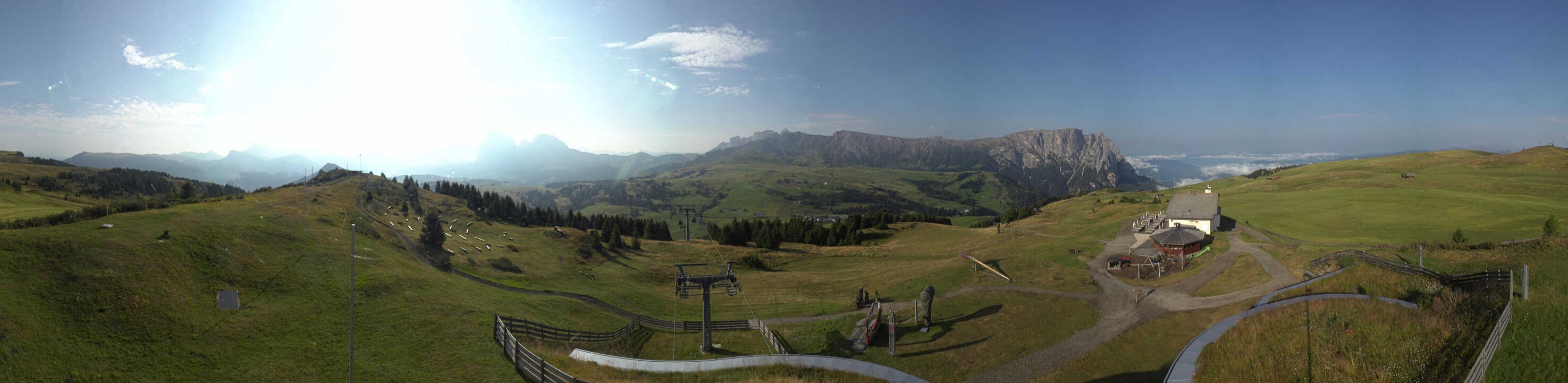 Archiv Foto Webcam Panorama der Seiser Alm von der Puflatsch Bergstation