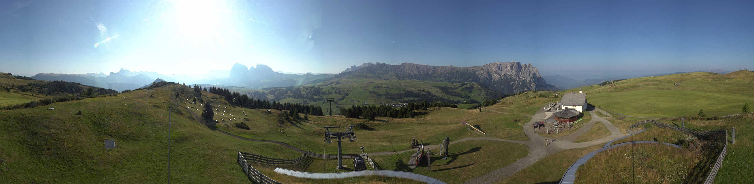Archiv Foto Webcam Panorama der Seiser Alm von der Puflatsch Bergstation