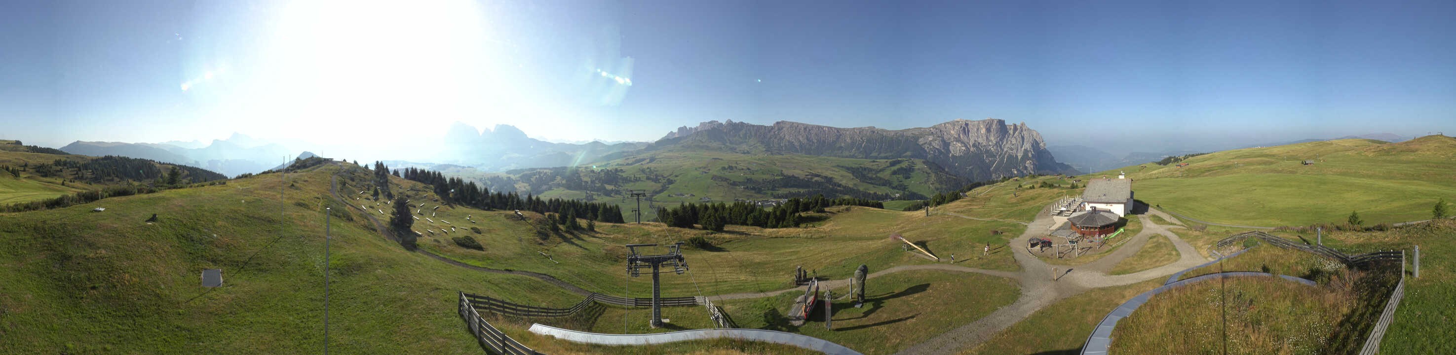 Archiv Foto Webcam Panorama der Seiser Alm von der Puflatsch Bergstation