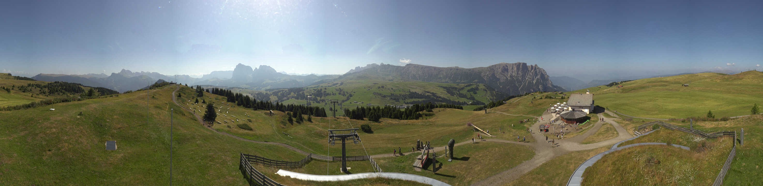 Archiv Foto Webcam Panorama der Seiser Alm von der Puflatsch Bergstation