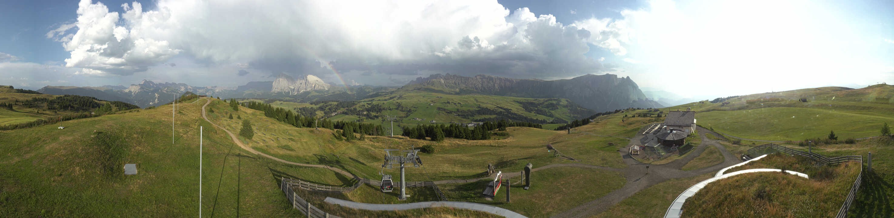 Archiv Foto Webcam Panorama der Seiser Alm von der Puflatsch Bergstation