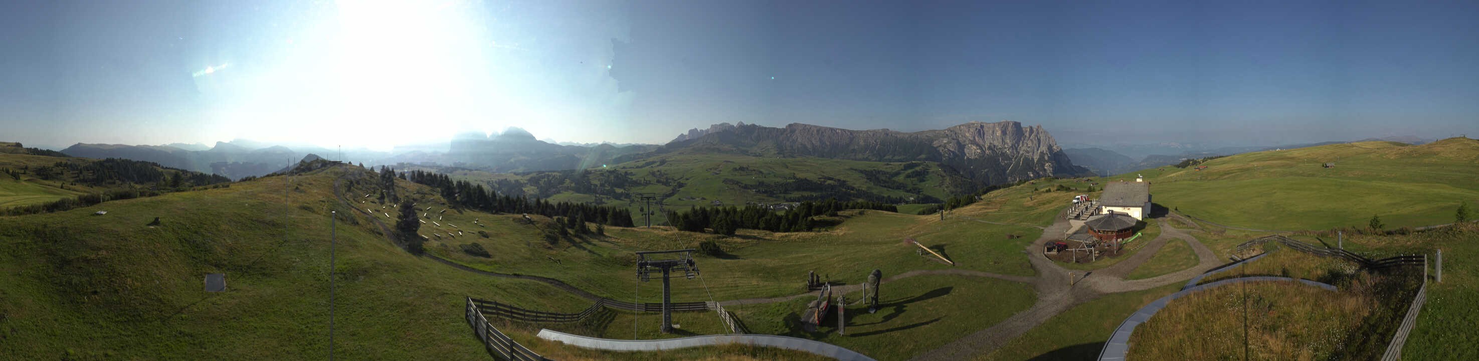 Archiv Foto Webcam Panorama der Seiser Alm von der Puflatsch Bergstation